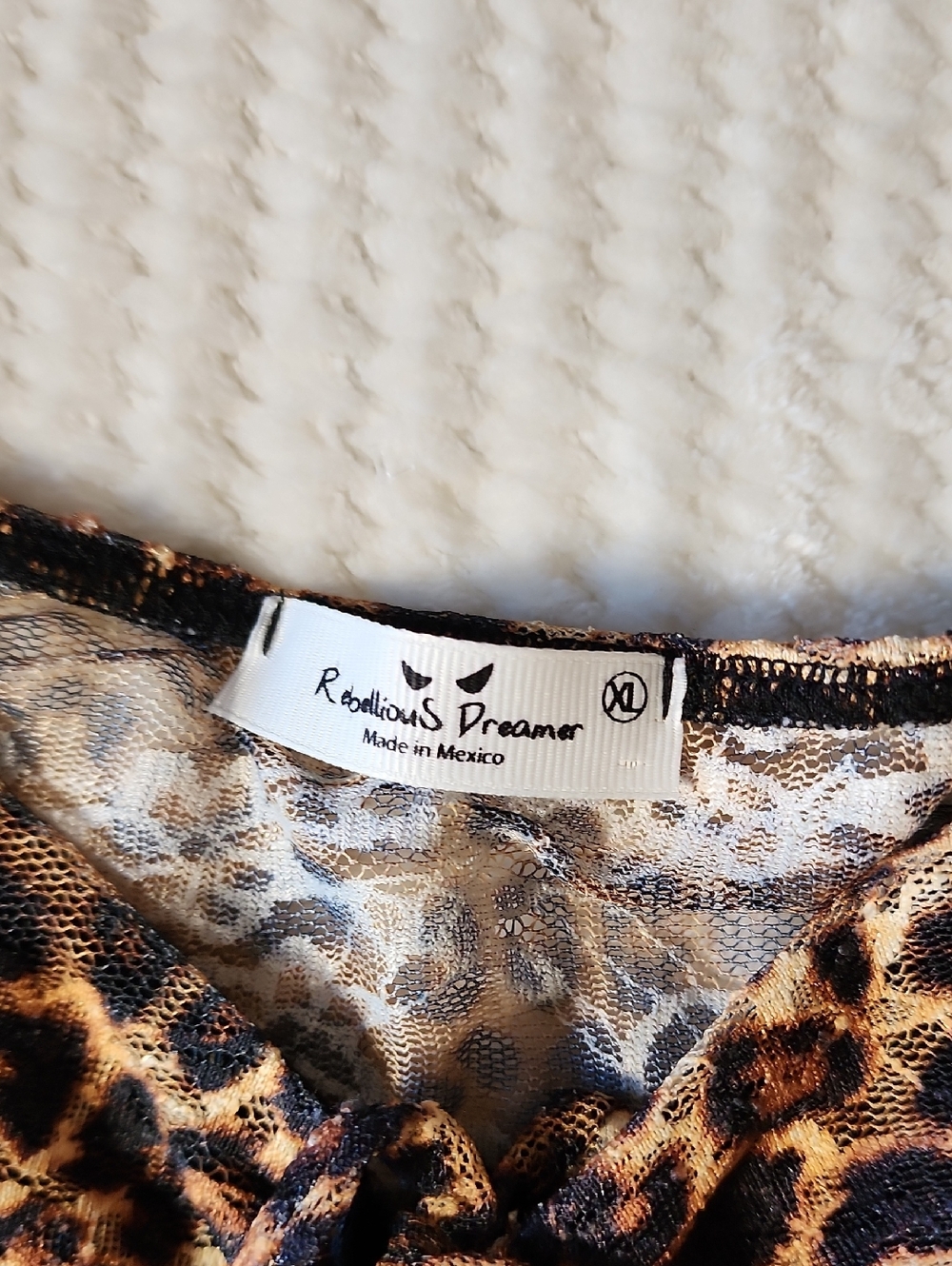 Rebellious Dreamer Leopard Print Sheer Sleeveless Crop Top - Picture 7 of 10